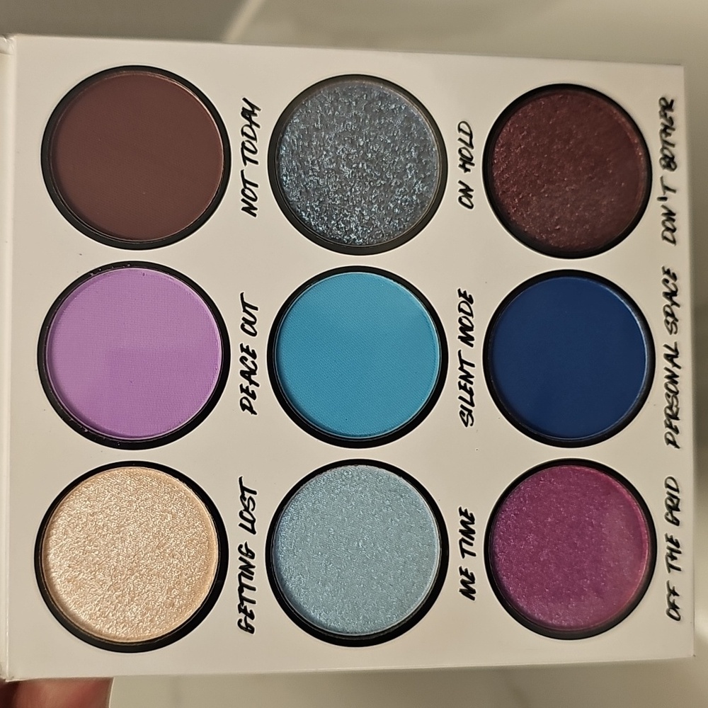 BH Cosmetics Do Not Disturb Eyeshadow Palette – New, Sealed. - Picture 9 of 9